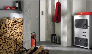 Cazan pe combustibil solid la promotie